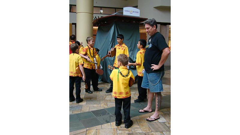 Jake and son Pono at the 2011 Ke Kula Mele Hawai&lsquo;i Spring Concert