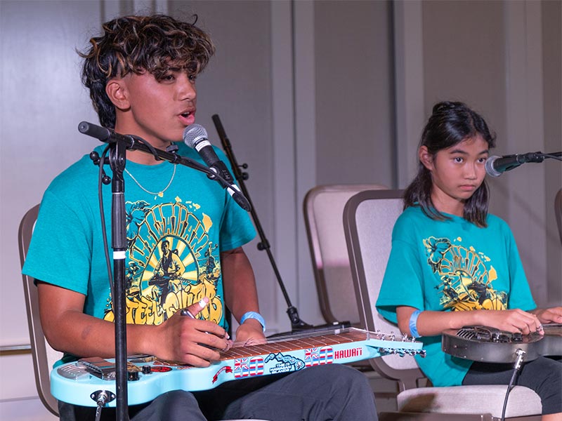 Enosa Lyman and Hi&lsquo;ipoi Lindsey